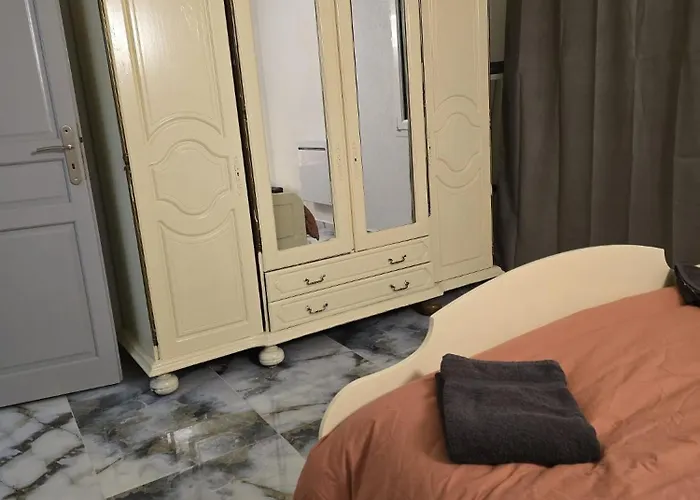 Les Hirondelles Appartement *